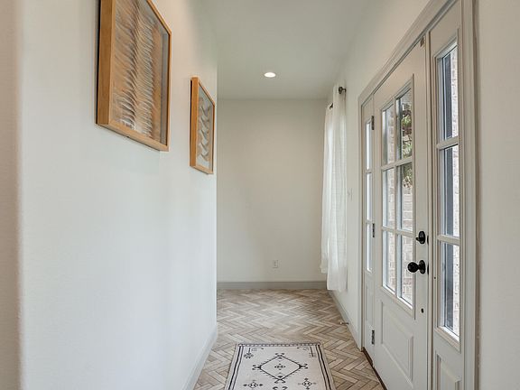 4th image of 5619 115th St