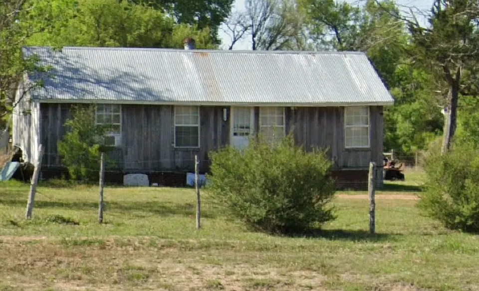 1230 E State Highway 71