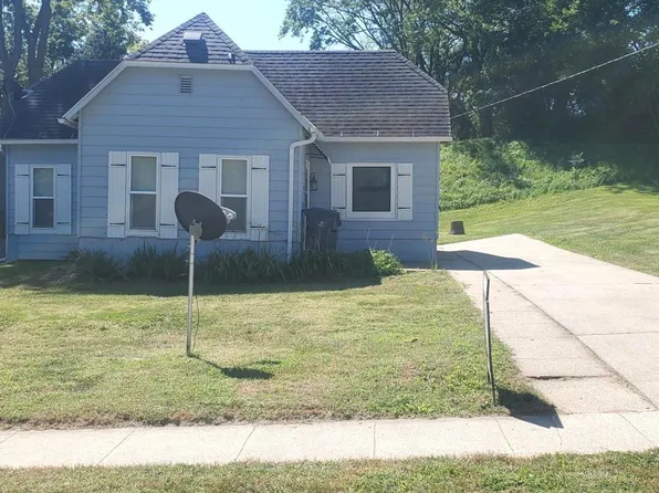 1803 4th Ave N, Denison, IA 51442