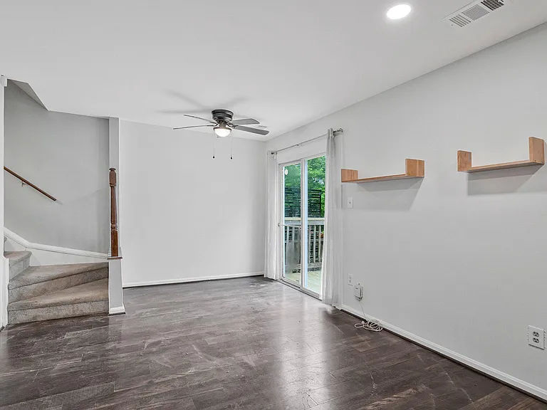 1675 Ridgely Ct #182 — Photo 28