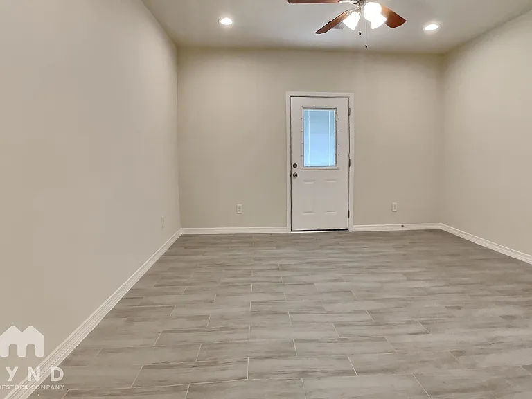 7813 Hanna St — Photo 7