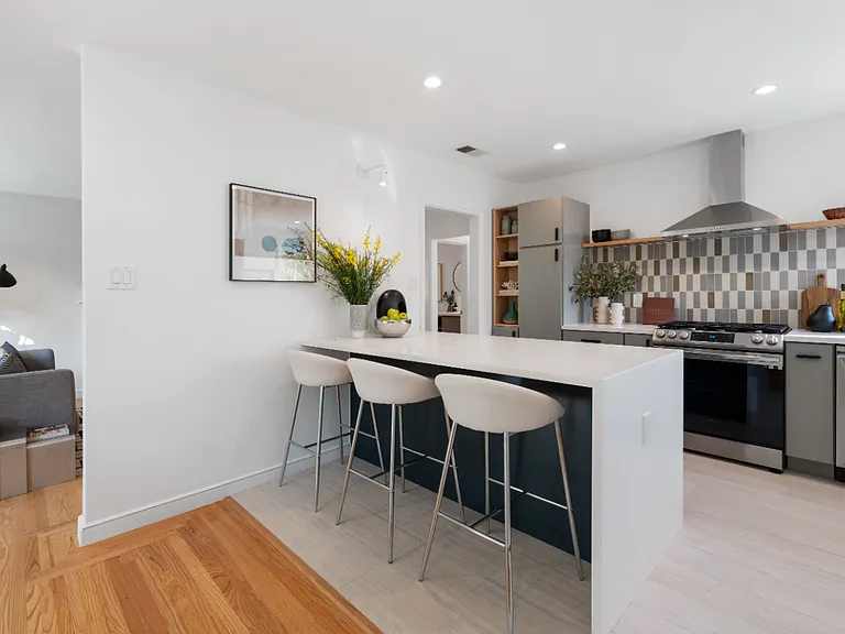 108 Arrowood Ln — Photo 13