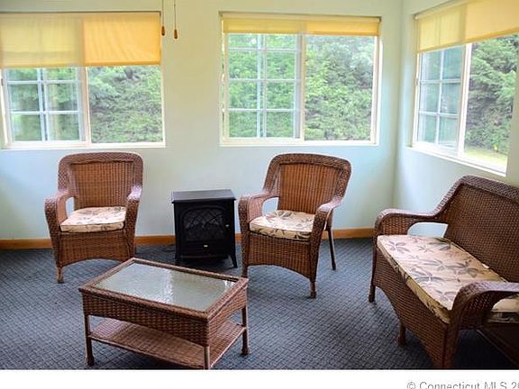 3 Season Room off the kitchen!