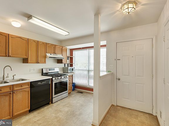 4th image of 14181 Autumn Cir