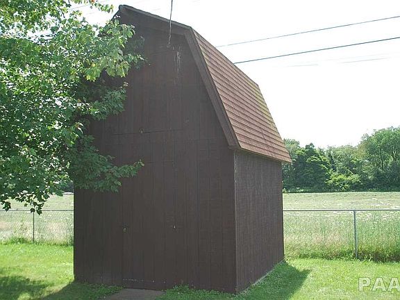 4th image of 4115 S Baker Ln