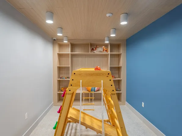 31-61 Vernon Boulevard image 54 of 72