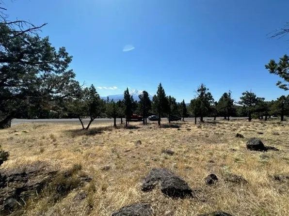 9 2/110 Shoreline Dr, Weed, CA 96094
