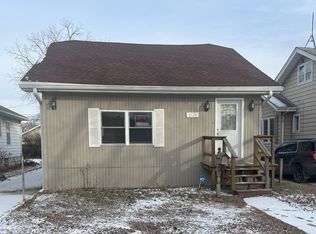7129 Jackson Ave, Hammond, IN 46324