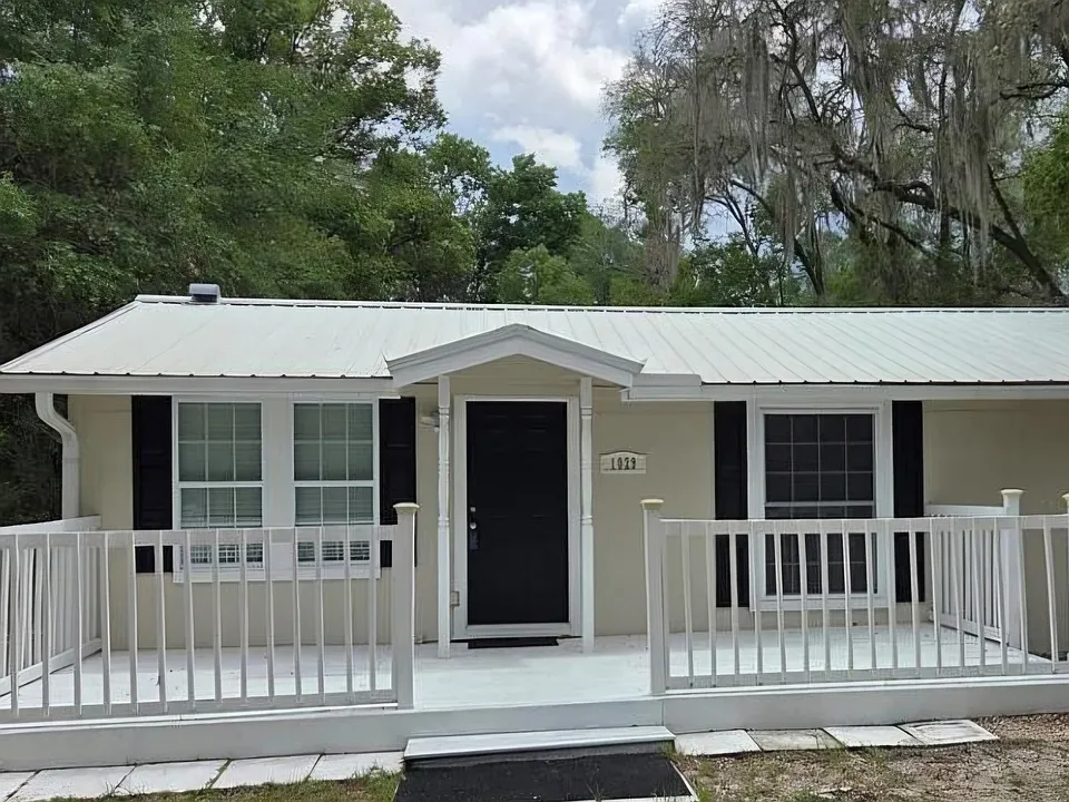 1029 NW 41st Ave