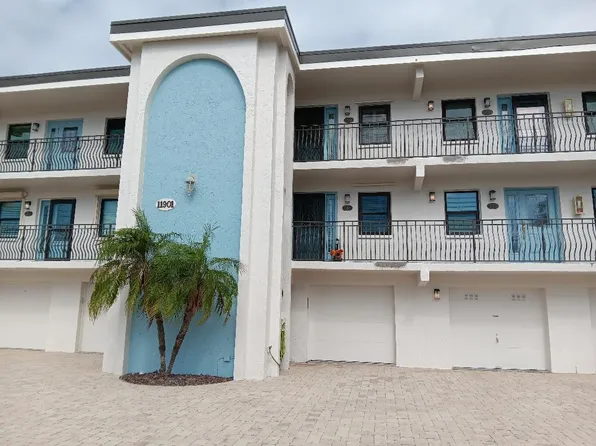 11901 Lagoon Ln APT 302, Treasure Island, FL 33706