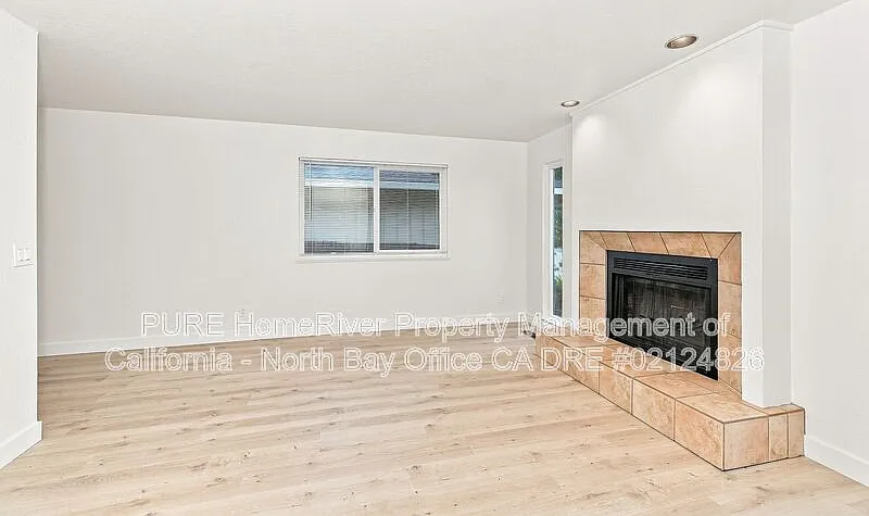 2 bed, 2.0 bath, 980 sqft, $2,550 — Photo 3