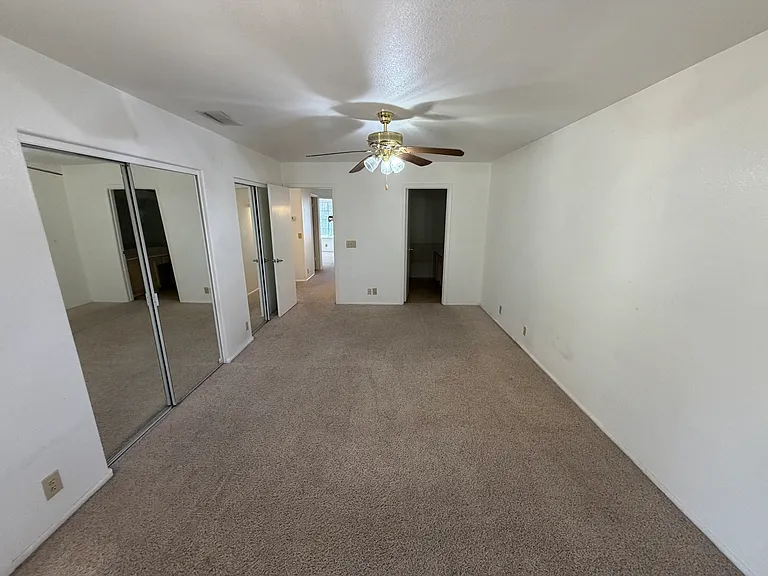 19508 N 78th Ave — Photo 16