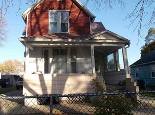 3207 E 7th St, Des Moines, IA 50316