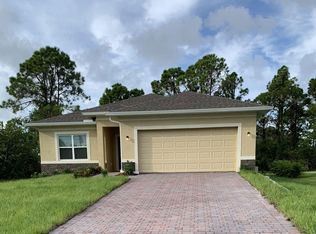 289 Antis Dr, Rotonda West, FL 33947