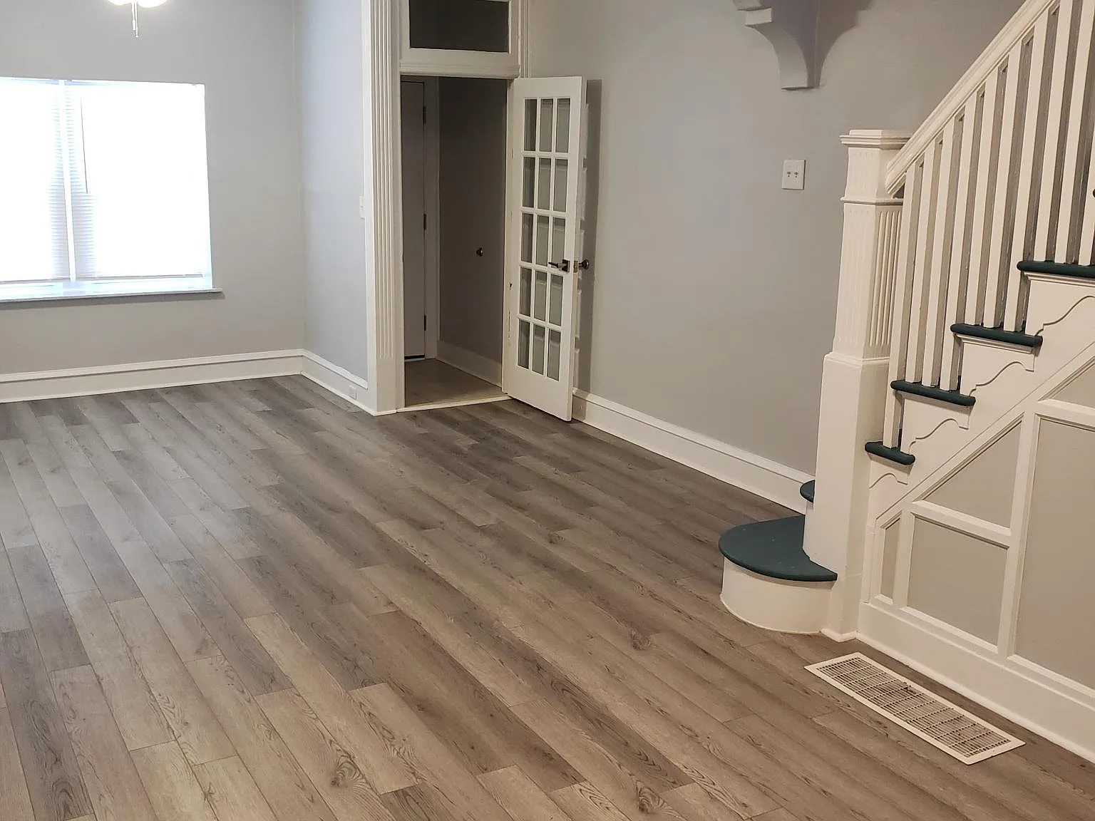 3 bed, 1.5 bath, 840 sqft, $1,700 — Photo 1