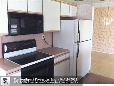 2nd image of 2671 W Golf Blvd