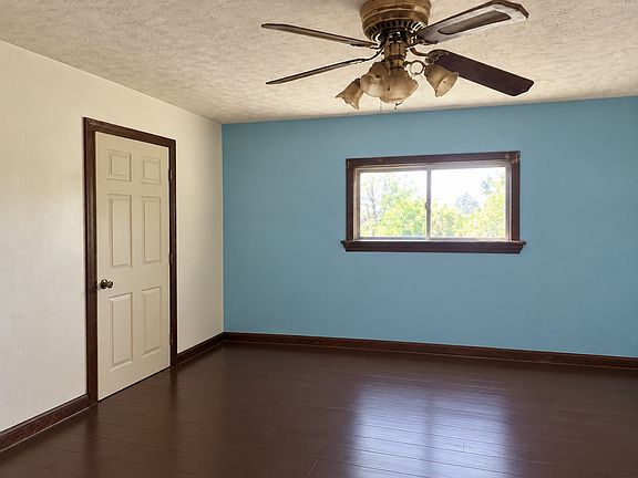 3rd image of 4275 Harrison St #1