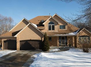 1487 Jewel Dr, Woodbury, MN 55125