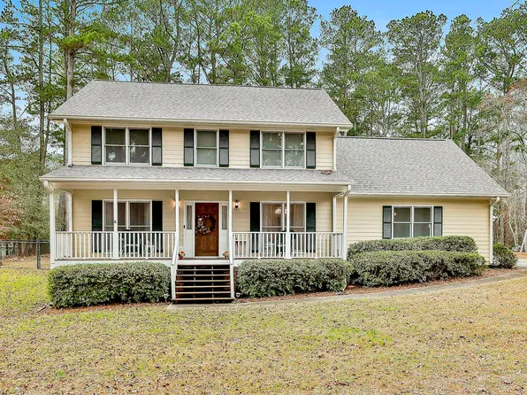 140 Julie Rd, Tyrone, GA 30290