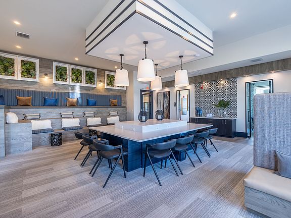 4th image of 1005 Champions Ridge Dr #10-105
