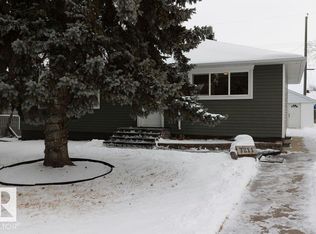 7211 83rd St NW, Edmonton, AB T6C 2Y1