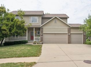 6906 Lewis Carroll Ct, Johnston, IA 50131