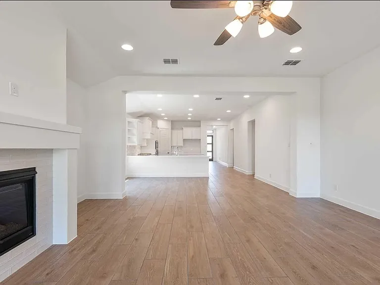 2625 Fargo Pl — Photo 4