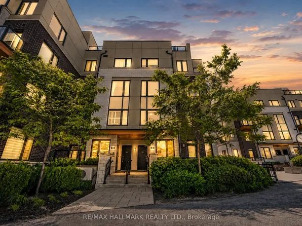 1555 Kingston Rd #212, Pickering, ON L1V 0E9