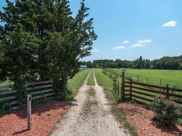 3111 Vz County Road 4923, Ben Wheeler, TX 75754
