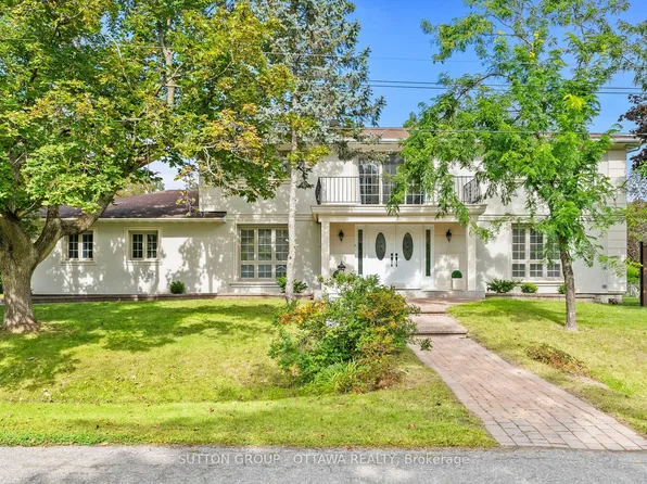 11 Lennon Dr, Ottawa, ON K1V 1G9
