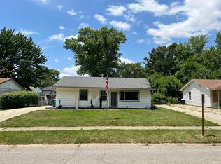 540 Maple Ln, Mooresville, IN