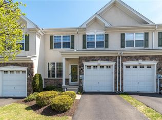 4100 Yorktown Rd, Coopersburg, PA 18036