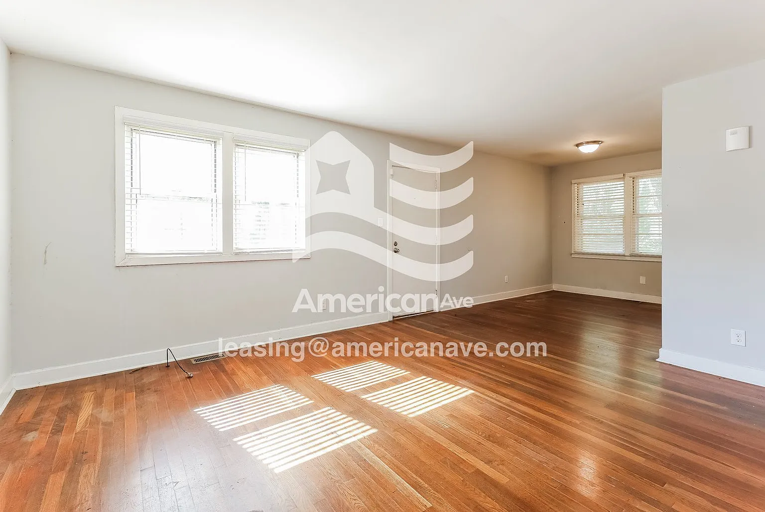 3 bed, 1.0 bath, 1059 sqft, $1,455 — Photo 3