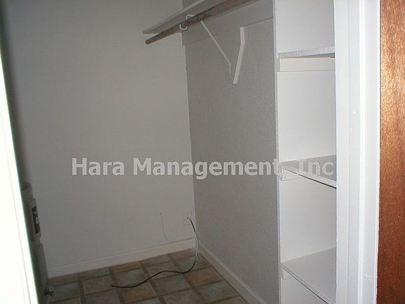Oversized Walk-In Closet