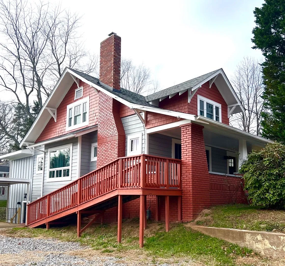 10 Phifer St. — Photo 1