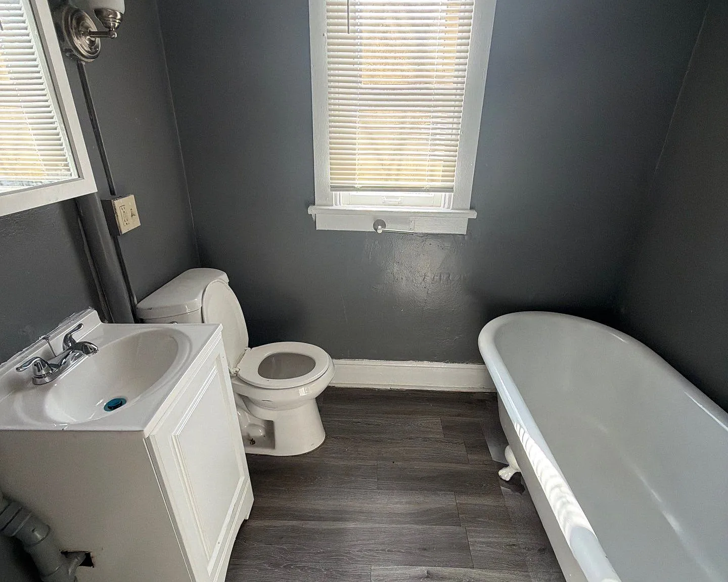 644 Thomas Ave. - 1 — Photo 4