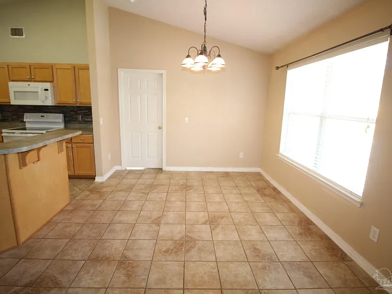 10319 Wailuku Dr — Photo 7