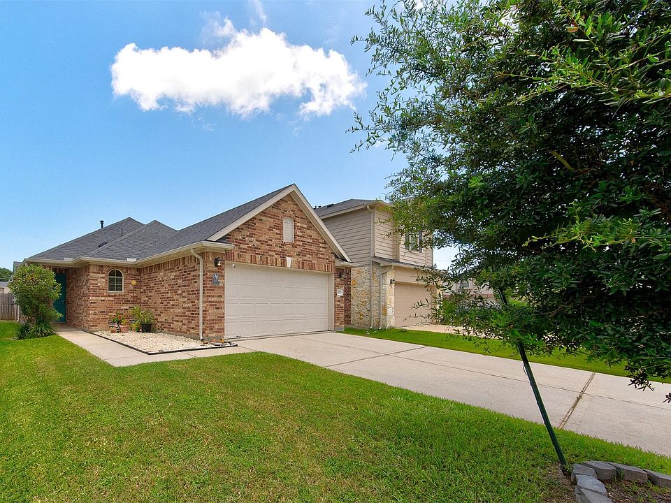 1st image of 5227 Bay Ln