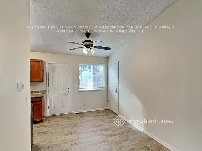 5003 S Richfield Cir — Photo 11