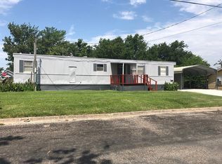 301 Elm St, Whitesboro, TX 76273