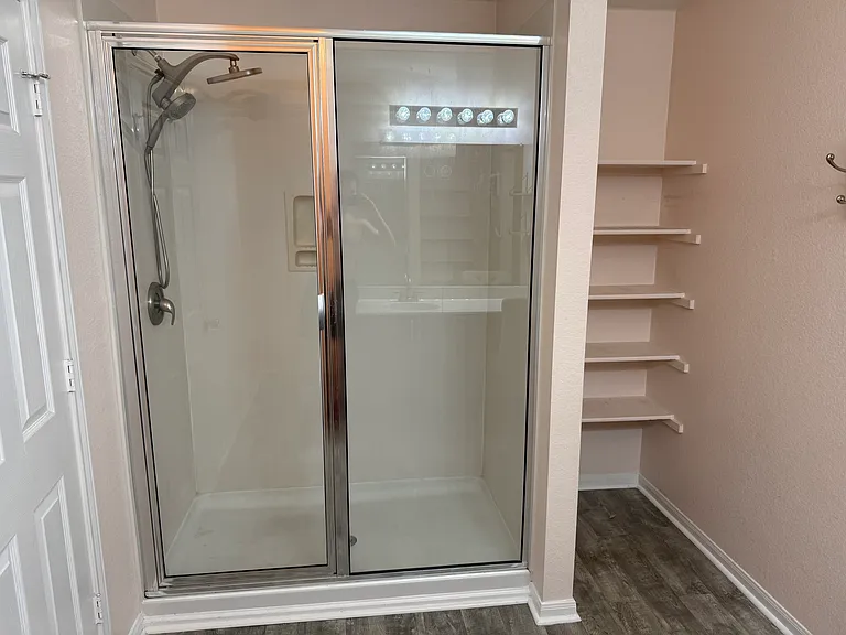 18421 Weatherby Ln — Photo 11