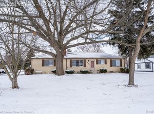 1465 N Pontiac Trl, Walled Lake, MI 48390