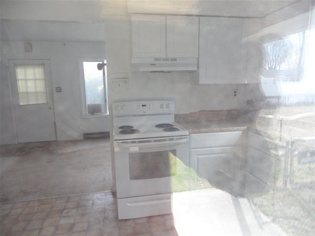2nd image of 120 Oakdale Ave