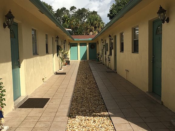 2nd image of 835 Tequesta St APT 6