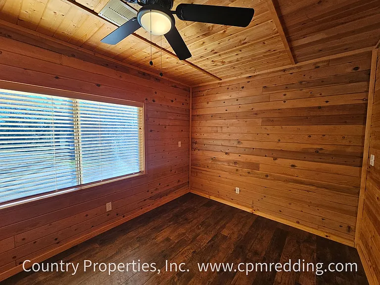 13477 Oak Run Rd — Photo 16