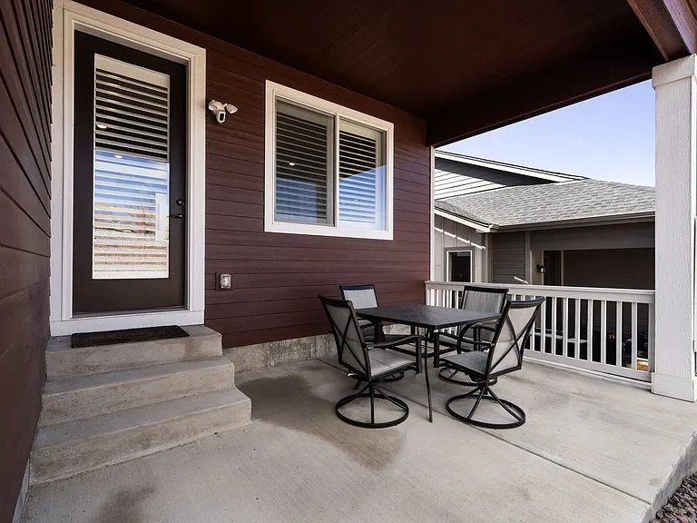 Exterior
Backyard, sit out and enjoy the Colorado weather!