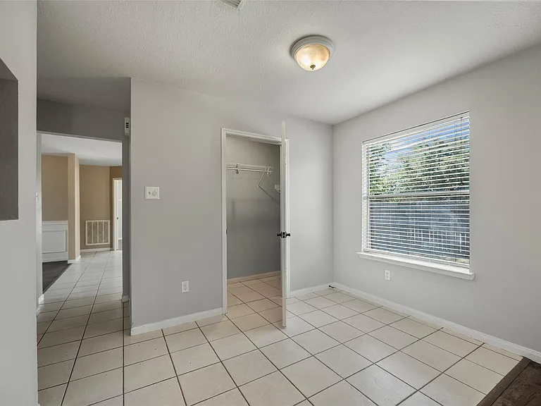 18103 Gravenhurst Ln — Photo 19