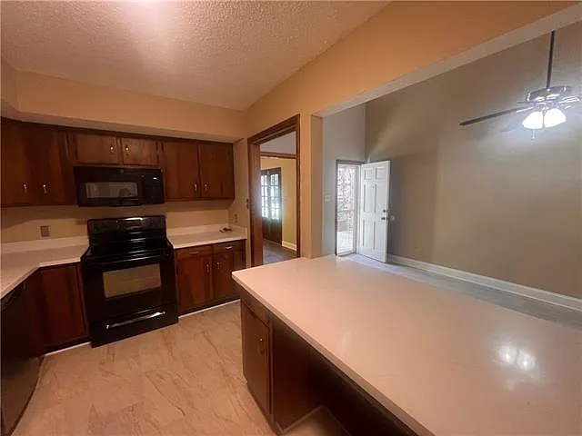 704 Waltham St — Photo 7