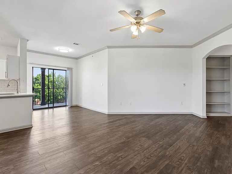 401 Teravista — Photo 14