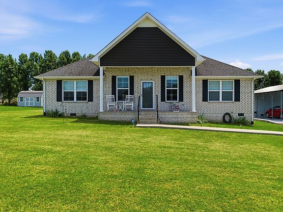 2nd image of 100 Hayden Drake Ln